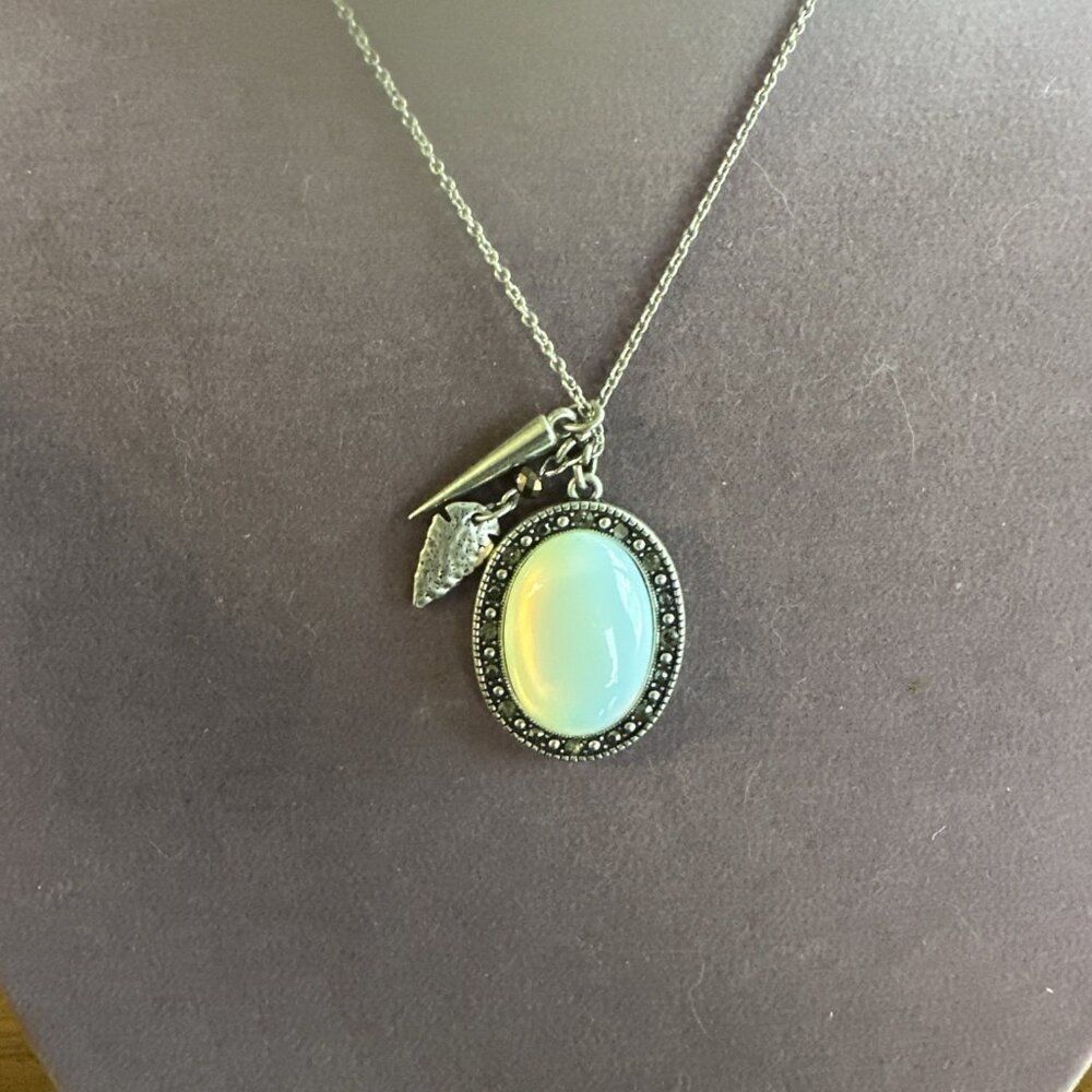 American Eagle  Acrylic Moonstone Marcasite oval medallion Silvertone Necklace